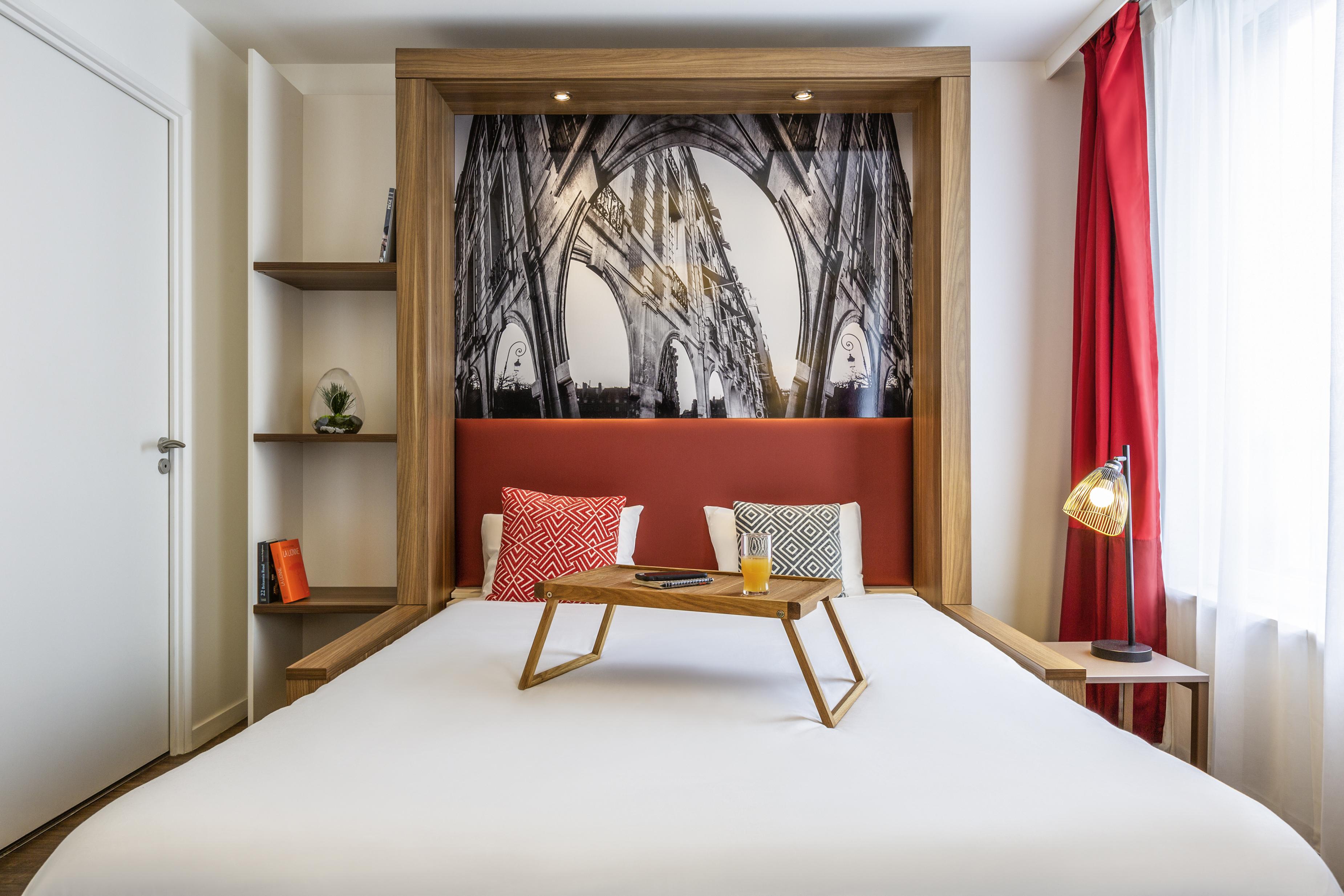 อดาจิโอ ลา ดีเฟนซ์ คัวร์บีโว Aparthotel กูร์เบอวัวร์ ภายนอก รูปภาพ