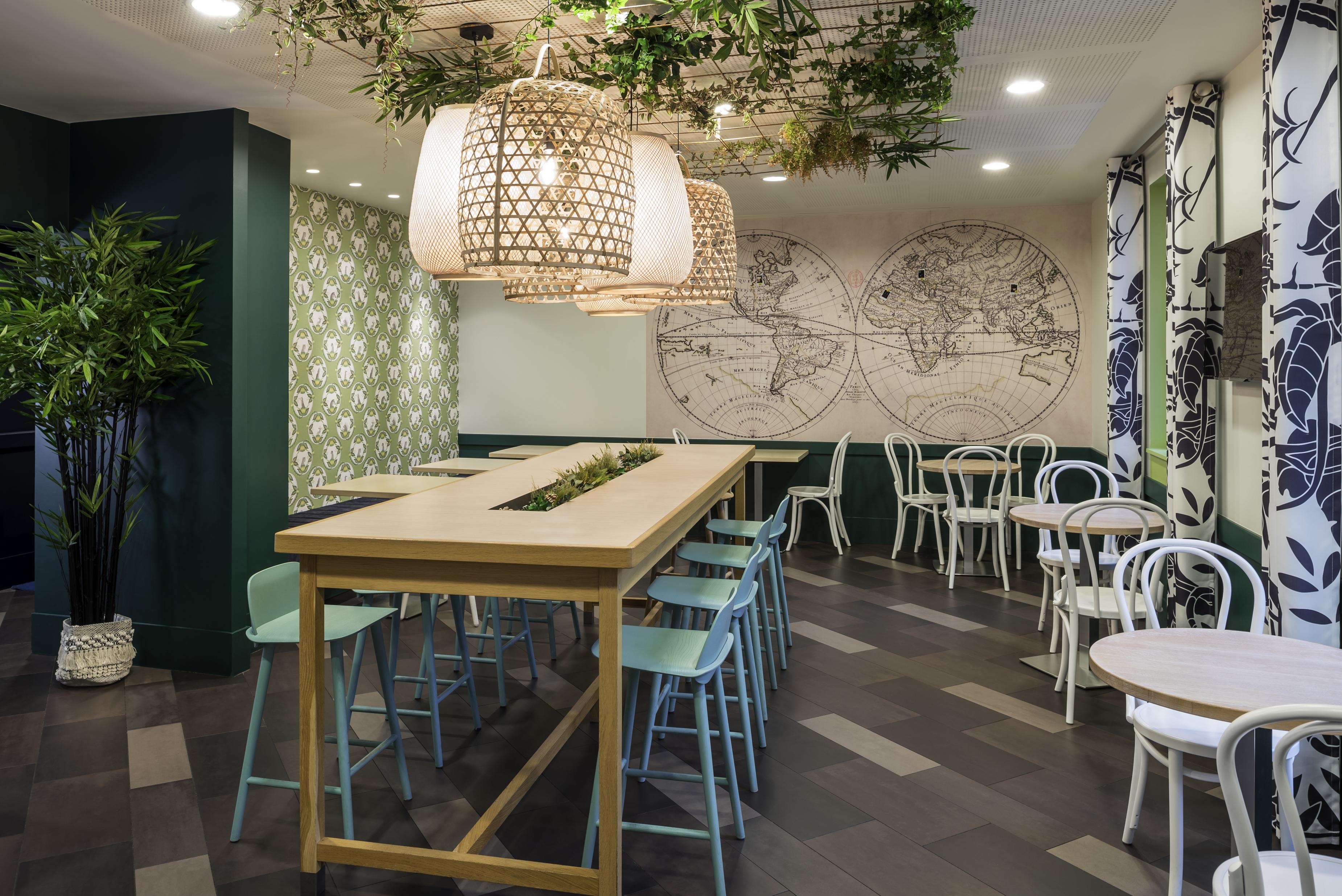 อดาจิโอ ลา ดีเฟนซ์ คัวร์บีโว Aparthotel กูร์เบอวัวร์ ภายนอก รูปภาพ
