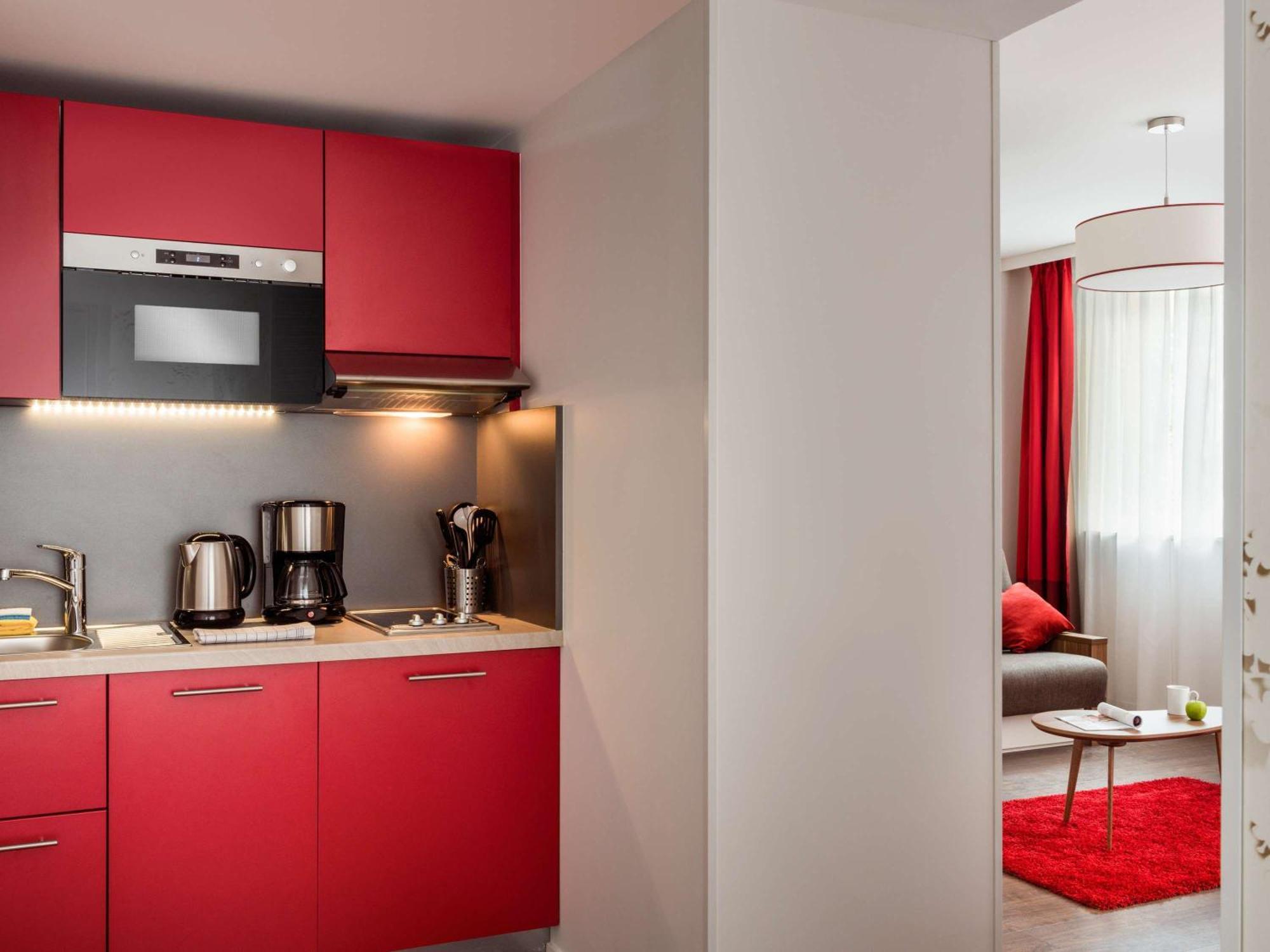 อดาจิโอ ลา ดีเฟนซ์ คัวร์บีโว Aparthotel กูร์เบอวัวร์ ภายนอก รูปภาพ
